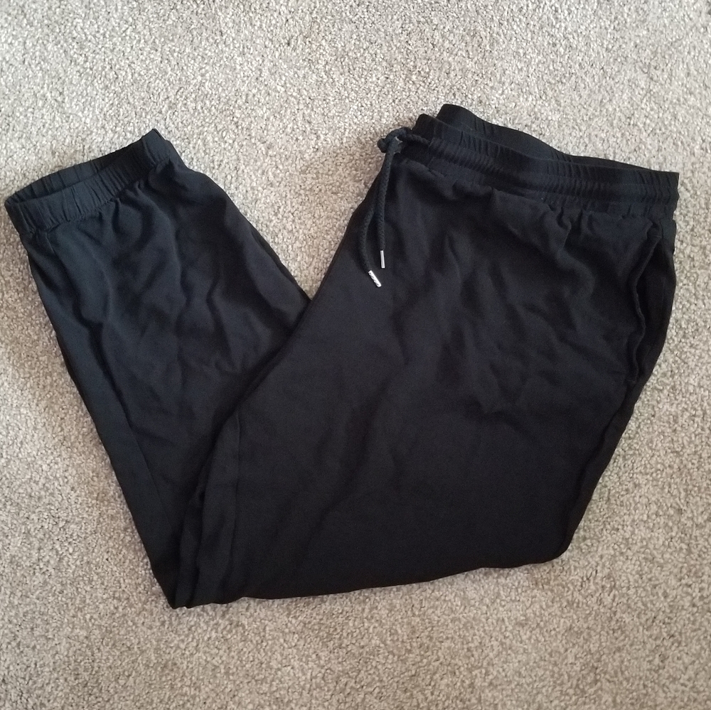 Anko Woman's Size 18 Workout Pants with Front Pockets